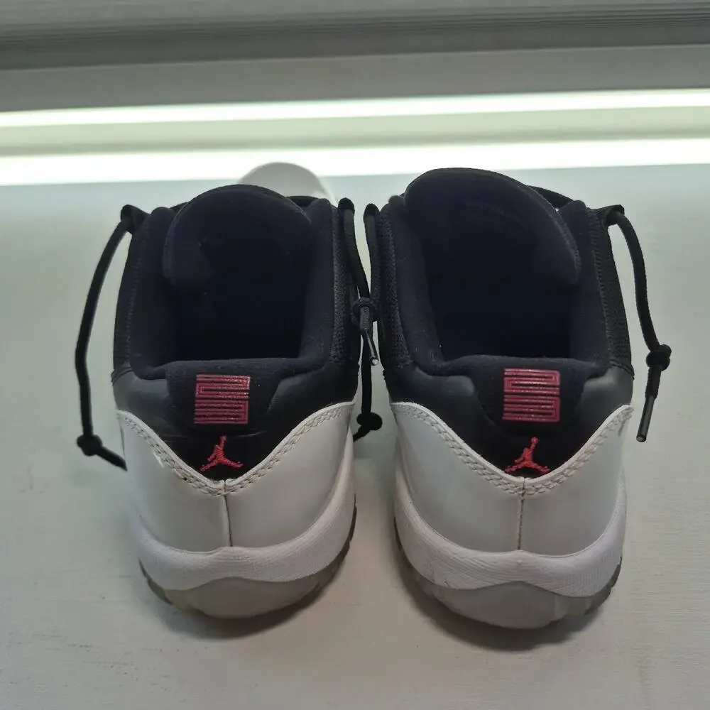 Nike Air Jordan 11 Retro Low GS Tuxedo 528896-110 Youth Size 5Y White Black